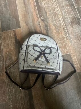 Cute small back bag